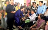​ពិធី​ប្រគល់​អំណោយ​រទេះរុញ​ចំនួន ៣៣​រទេះ ជូន​ដល់​ជនពិការ​